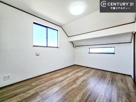 �q������ �|���o�������Ȃ��������́A���q�l�̂������Ƃ��Ă����S�ł��I
���[�X�y�[�X���[�����Ă���̂ŎU�炩�������������T�b�ƕЕt�����܂��I