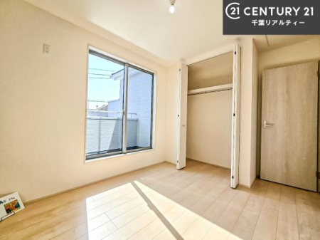 ���r���O�ȊO�̋��� ���[�X�y�[�X�����Ă��܂��I�������X�b�L�����ڂ��鎖���ł��܂��ˁB
�Ƌ��I�΂Ȃ��V���v���ȃf�U�C���ׁ̈A�Ƌ��I�΂����C�ɓ���̋�ԍ�肪�ł������ł��ˁB