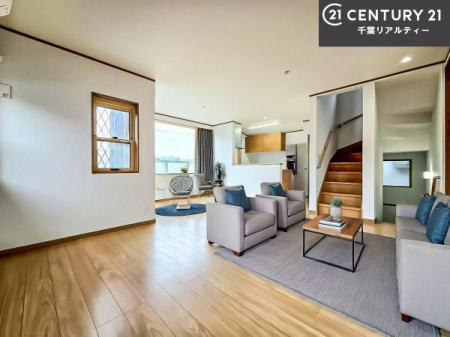 ���r���O �Ƌ��CG�p�[�X�ł��B�S�n�ǂ����r���O�͉Ƒ������R�ƏW�܂�܂��B�Ƒ��c�R�̎��Ԃ����������ł��B���Ƒ��ƁA����w�[���������Ԃ��߂��������ł��ˁB