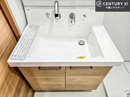 ���ʑ�E���ʏ� �[�����ʑ�{�E���́A�������˂ɂ����̂ł�����ꂪ�y�X�I���������ۂĂ܂��I
�L���C�Ȑ��ʏ��Ŏ��������̃��`�x�[�V�������オ��܂��ˁI