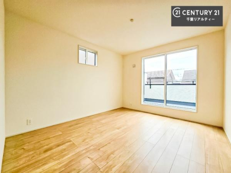 �Q�� �o���R�j�[�ɖʂ��Ă���m���ł��B���邭�����肪����A���C����������ł��܂��I���N���āA�O�ɏo�Ĕw�L�т����[�ċz�����ǂ������}������邱�Ƃ��ł��܂��B