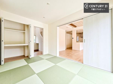 �a�� ���{�l�̐S������u�a�v�̋�ԁB�䑐�̍���Y����Ԃ͖����̂ЂƎ������o���Ă���܂��I�����b�N�X���ʂ�����̂ŉ��K�ɉ߂��������ł��B