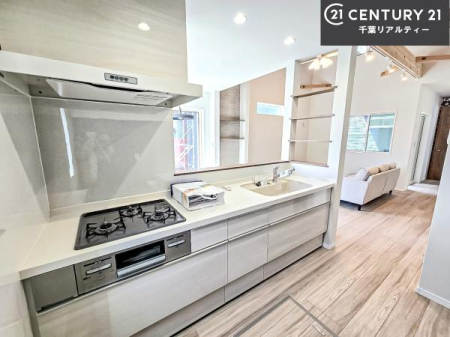 �L�b�`�� ��Ƃ����₷���V�X�e���L�b�`���ł��I���[����������t���Ă���̂ŁA�����X�y�[�X�ɕ���u���Ȃ��čςނ̂ŁA�L�X�g���āA���K�ɍ�Ƃ��ł��܂��I