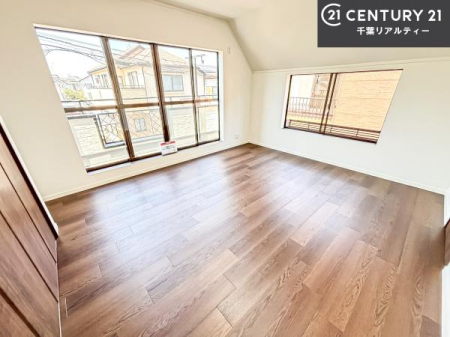 �Q�� �o���R�j�[�ɖʂ��Ă���m���ł��B���邭�����肪����A���C����������ł��܂��I���N���āA�O�ɏo�Ĕw�L�т����[�ċz�����ǂ������}������邱�Ƃ��ł��܂��B