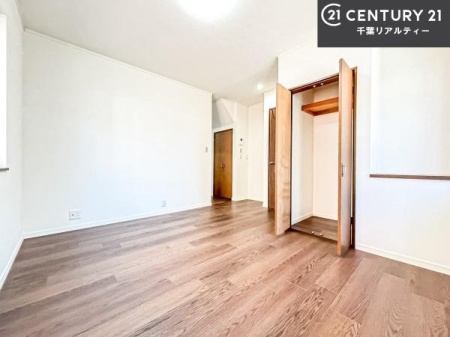 �q������ ���[�͂̂���m���ł��B����������������L�X�Ǝg���ċC�������ǂ��ł��I
�L���C�Ȗ��邢�������ŉ߂����̂́A�X�ɂ̂�т�������ł��܂��ˁI