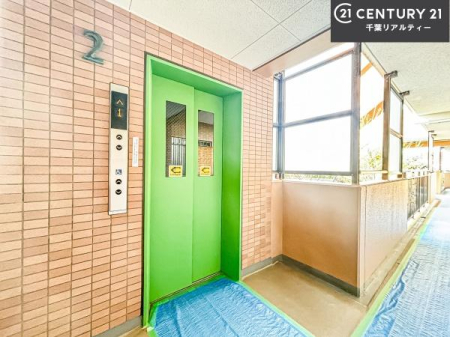 ���̑����p�� �G���x�[�^�[������A���K�ŃX���[�Y�Ȉړ��������B
���������A��₨���̓����A�X�g���X�Ȃ��������֌������܂��B