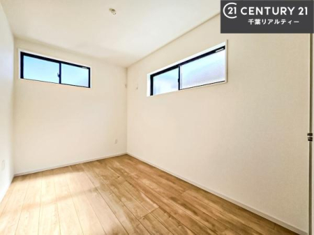 �q������ �|���o�������Ȃ��������́A���q�l�̂������Ƃ��Ă����S�ł��I
���[�X�y�[�X���[�����Ă���̂ŎU�炩�������������T�b�ƕЕt�����܂��I