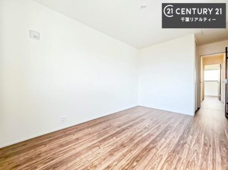 ���r���O�ȊO�̋��� �V���v���Ƀf�U�C������Ă��邽�߁A�Ƌ��I�т܂���I
���C�ɓ���̉Ƌ��u���Ă��낰���Ԃ���邱�Ƃ��ł��܂��B