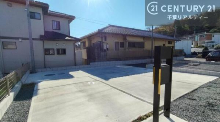 ���ԏ� ���ԃX�y�[�X��3�䕪����܂��I�Z�J���h�J�[�͂������A�o�C�N�⎩�]�ԂȂǂ��u���ꏊ�ɍ���܂���B