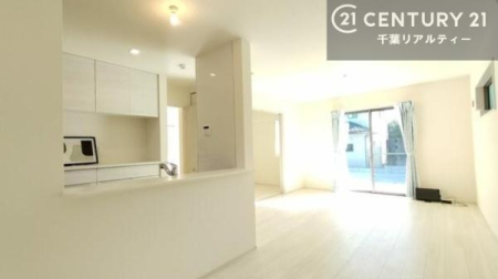 ���r���O �傫�ȑ����炽���Ղ�̗z���������閾�邢���r���O�B�J�����̂��郊�r���O�ŉƑ��c���̂��났�̎��Ԃ��߂����܂��I