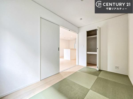 �a�� ���r���O�Ɨאڂ��Ă���a���ł��I�q�ԂƂ��Ă͂������A�Ǝ��̋x�e�X�y�[�X�Ƃ��Ďg�p����̂������ł��ˁI