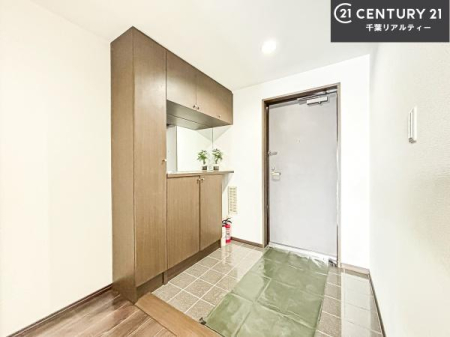 ���� ���ċA���Ă��Ă��A�������܁I�����������Ȃ�A�D�����}������Ă�����ԂɂȂ��Ă��܂��B
���邭��������錺�ւł��I