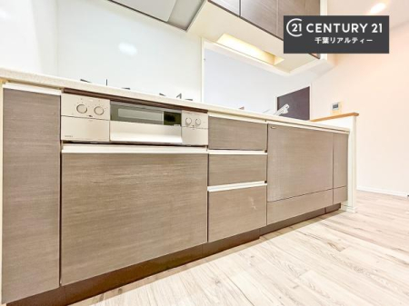 �L�b�`�� ���[�X�y�[�X���L�x�ŁA�����X�y�[�X���X�b�L���ƕЕt���Ђ�`�����p�ł��܂��I
���K�ɍ�Ƃ��ł��܂��I�����̗���������܂��I