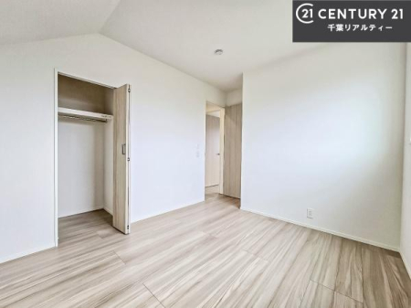 ���r���O�ȊO�̋��� �V���v���Ƀf�U�C������Ă��邽�߁A�Ƌ��I�т܂���I
���C�ɓ���̉Ƌ��u���Ă��낰���Ԃ���邱�Ƃ��ł��܂��B