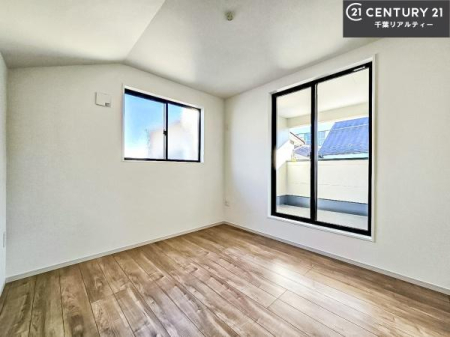 �m�� 2�ʍ̌����m�ۂ������邢�����́A���ʂ����ǂ��A���邭��ϋ��S�n�̗ǂ���ԂƂȂ��Ă���܂��B�����b�N�X���ĉ߂�����S�n�̗ǂ��������ł��I���̖ڊo�߂��X�b�L�����܂��ˁI