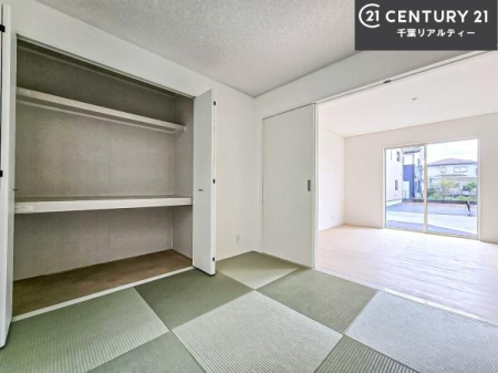 �a�� ���r���O�Ɨאڂ��Ă���a���ł��I�q�ԂƂ��Ă͂������A�Ǝ��̋x�e�X�y�[�X�Ƃ��Ďg�p����̂������ł��ˁI