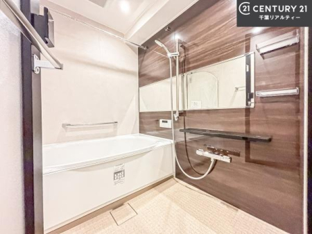 ���� �������������l�̕��͋C�̃o�X���[���́A�����o�Ă��ăo�X�^�C�����[���I
���d���撣���Ă��邲�J���ɂ��D�݂̓����̓����܂����āA�y����ł݂Ă͂������ł��傤���H