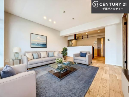 ���r���O �Ƌ��CG�p�[�X�ł��B�S�n�ǂ����r���O�͉Ƒ������R�ƏW�܂�܂��B�Ƒ��c�R�̎��Ԃ����������ł��B���Ƒ��ƁA����w�[���������Ԃ��߂��������ł��ˁB