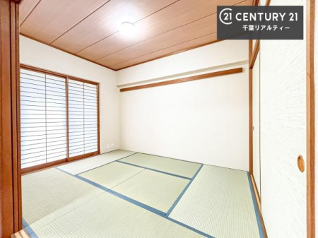 �a�� �^�^�~�̍��肪���炬��^����A�����b�N�X��ԁB�����傫���J�����̂���a���ƂȂ��Ă���܂��B���{�l�̐S������u�a�v�̋�ԁB