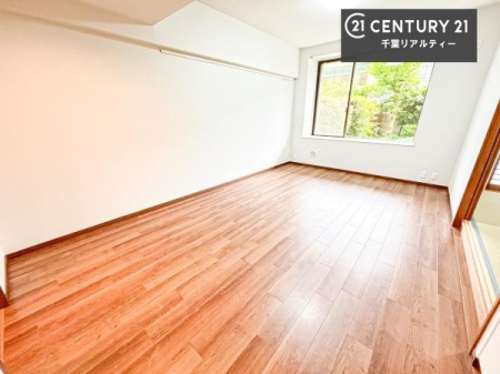 ���r���O �S�n�ǂ����r���O�͉Ƒ������R�ƏW�܂�܂��B�Ƒ��c�R�̎��Ԃ����������ł��B���Ƒ��ƁA����w�[���������Ԃ��߂��������ł��ˁB