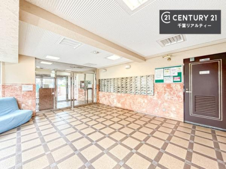 ���r�[ ��؂Ȃ��q�l�����o�}�����郍�r�[�B�L�X���Ă��ĊJ�����E������������܂��B
����]�̕����܂Ƃ߂Ă��ē��B���₢���킹�ɑ��Ή����܂��I���҂������܂���I���Ђ��C�y�ɂ��₢���킹���������܂��B