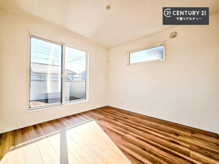 �Q�� �o���R�j�[�ɖʂ��Ă���m���ł��B���邭�����肪����A���C����������ł��܂��I���N���āA�O�ɏo�Ĕw�L�т����[�ċz�����ǂ������}������邱�Ƃ��o�������ł��ˁI