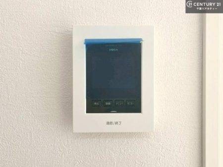 ���̑� TV���j�^�[�t�C���^�[�t�H���������B���K�҂̊���m�F���Ă���Ή��ł��邽�߁A�h�Ɩʂɂ��z�����ꂽ���S�̐ݔ��ł��B