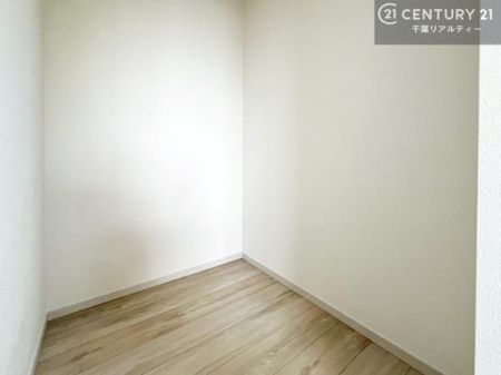 ���[ �P�K���r���O�ɂ݂��E�H�[�N�C���N���[�[�b�g�����I���Ƒ��F�l�̂��ו���G�߂̕��Ȃǂ��܂��ĕ֗��ł��I