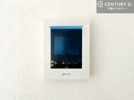 ���̑� TV���j�^�[�t�C���^�[�t�H���������B���K�҂̊���m�F���Ă���Ή��ł��邽�߁A�h�Ɩʂɂ��z�����ꂽ���S�̐ݔ��ł��B