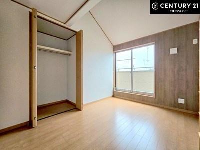 �m�� ���邢�����́A���ʂ����ǂ��A���邭��ϋ��S�n�̗ǂ���ԂƂȂ��Ă���܂��B�����b�N�X���ĉ߂�����S�n�̗ǂ��������ł��I���̖ڊo�߂��X�b�L�����܂��ˁI