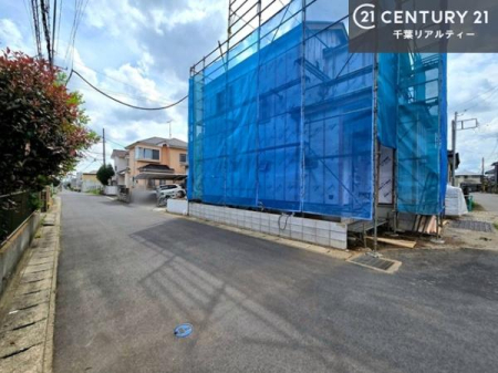 �O�ʓ��H�܂ތ��n�ʐ^ �S�䂭�܂Ō��n����������������悤�A�����ē��̂��p�ӂ������Ă���܂��B���C�y�ɂ��₢���킹�̏�A���z�̕�炵�ւ̈�������i�߂��������I