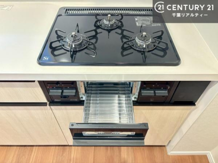 �L�b�`�� �R�����͎O������̂ł������̓����i�s���ł��܂��B
�������O�����t���ł��B�����X�y�[�X���L�X���Ă���׍�Ƃ����₷���I�g�����肪�ǂ��V�X�e���L�b�`���ł��I