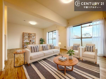 ���r���O �Ƌ��CG�p�[�X�ł��B�S�n�ǂ����r���O�͉Ƒ������R�ƏW�܂�܂��B�Ƒ��c�R�̎��Ԃ����������ł��B���Ƒ��ƁA����w�[���������Ԃ��߂��������ł��ˁB