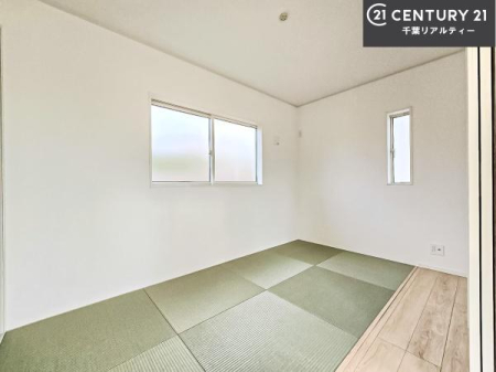 �a�� �^�^�~�̍��肪���炬��^����A�����b�N�X��ԁB�����傫���J�����̂���a���ƂȂ��Ă���܂��B���{�l�̐S������u�a�v�̋�ԁB