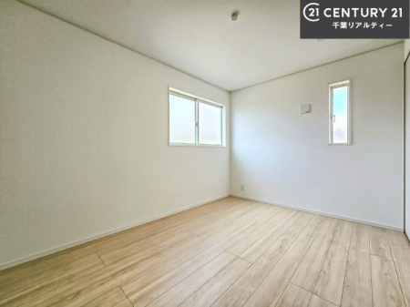 �q������ �|���o�������Ȃ��������́A���q�l�̂������Ƃ��Ă����S�ł��I
���[�X�y�[�X���[�����Ă���̂ŎU�炩�������������T�b�ƕЕt�����܂��I