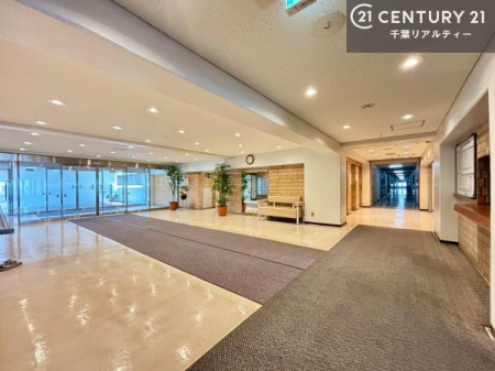 ���r�[ ��؂Ȃ��q�l�����o�}�����郍�r�[�B�L�X���Ă��ĊJ�����E������������܂��B
����]�̕����܂Ƃ߂Ă��ē��B���₢���킹�ɑ��Ή����܂��I���҂������܂���I���Ђ��C�y�ɂ��₢���킹���������܂��B