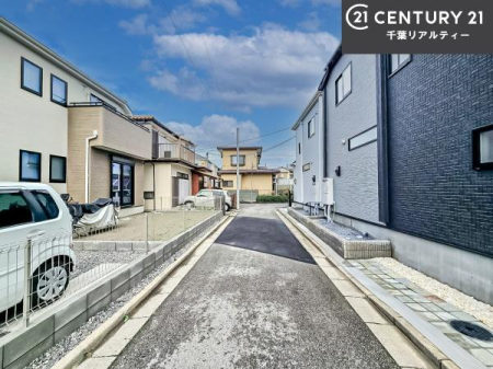 �O�ʓ��H�܂ތ��n�ʐ^ ���ӊ���A���q�l�̂���]�ɍ������������ꏏ�ɂ��ē���v���܂��B�Z��[���A�h�o�C�U�[�ɂ�邲���k������܂��B���Ђ͂��₢���킹�ɑ��Ή����܂��I���҂������܂���I