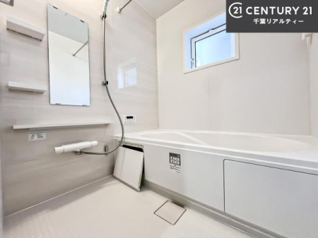 ���� �������������l�̕��͋C�̃o�X���[���́A�����o�Ă��ăo�X�^�C�����[���I
���d���撣���Ă��邲�J���ɂ��D�݂̓����̓����܂����āA�y����ł݂Ă͂������ł��傤���H