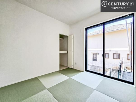 �a�� �^�^�~�̍��肪���炬��^����A�����b�N�X��ԁB�����傫���J�����̂���a���ƂȂ��Ă���܂��B���{�l�̐S������u�a�v�̋�ԁB�䑐�̍���Y����Ԃ͖����̂ЂƎ������o���Ă���܂��I