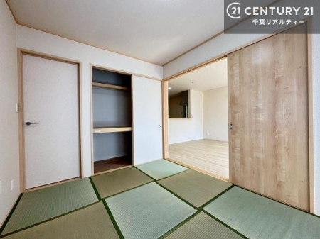 �a�� �a���ł͂��q�l���]��ł����������S�z�͂قƂ�ǂ���܂���B
�Ǝ��̍��ԂɃ}�}��p�p���Q�����Ŏg����x�e�X�y�[�X�Ƃ��Ă����p�I