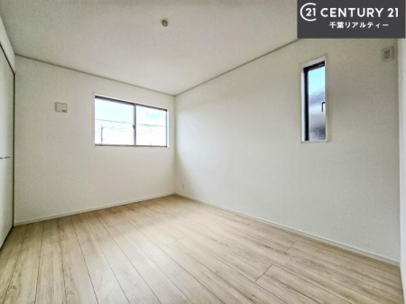 �q������ �|���o�������Ȃ��������́A���q�l�̂������Ƃ��Ă����S�ł��I
���[�X�y�[�X���[�����Ă���̂ŎU�炩�������������T�b�ƕЕt�����܂��I