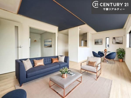 ���r���O �Ƌ��CG�p�[�X�ł��B�S�n�ǂ����r���O�͉Ƒ������R�ƏW�܂�܂��B�Ƒ��c�R�̎��Ԃ����������ł��B���Ƒ��ƁA����w�[���������Ԃ��߂��������ł��ˁB