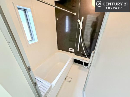 ���� �������������l�̕��͋C�̃o�X���[���́A�����o�Ă��ăo�X�^�C�����[���I
���d���撣���Ă��邲�J���ɂ��D�݂̓����̓����܂����āA�y����ł݂Ă͂������ł��傤���H