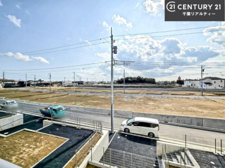 �Z�˂���̒��]�ʐ^ ������������Z��X�ł��I���͂ɂ͍����������Ȃ��A�󂪍L���J����������A�z�������傫���Ղ��邱�Ƃ�����܂���I�C�����̗ǂ������ʂ蔲����X���݂ł��I