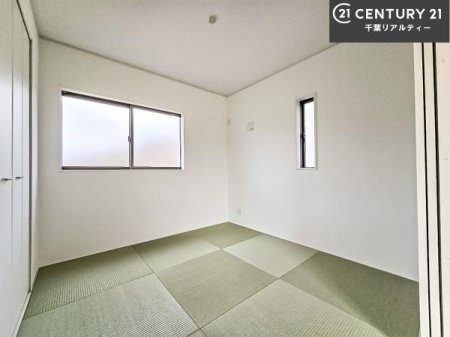 �a�� �^�^�~�̍��肪���炬��^����A�����b�N�X��ԁB�����傫���J�����̂���a���ƂȂ��Ă���܂��B���{�l�̐S������u�a�v�̋�ԁB