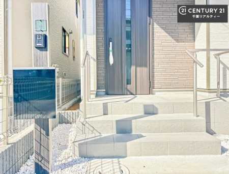 ���̑� �X�փ|�X�g��̌^�̑�z�{�b�N�X�t���ŕs�ݎ��ł��ו����󂯎��ĂƂ��Ă��֗��I
�Ƃɂ��Ȃ��Ⴂ���Ȃ��X�g���X����I�Ĕz�B�̎�Ԃ��Ȃ��܂��I