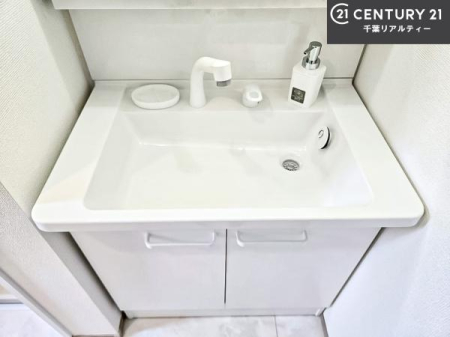 ���ʑ�E���ʏ� �[�����ʑ�{�E���́A�������˂ɂ����̂ł�����ꂪ�y�X�I���������ۂĂ܂��I
�L���C�Ȑ��ʏ��Ŏ��������̃��`�x�[�V�������オ��܂��ˁI