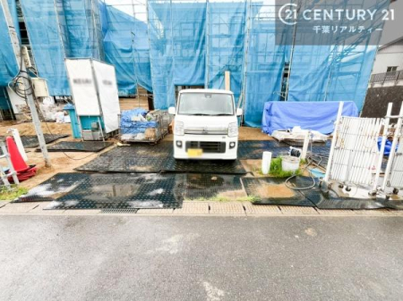 ���ԏ� ���ԃX�y�[�X��3�䕪����܂��I�Z�J���h�J�[�͂������A�o�C�N�⎩�]�ԂȂǂ��u���ꏊ�ɍ���܂���B