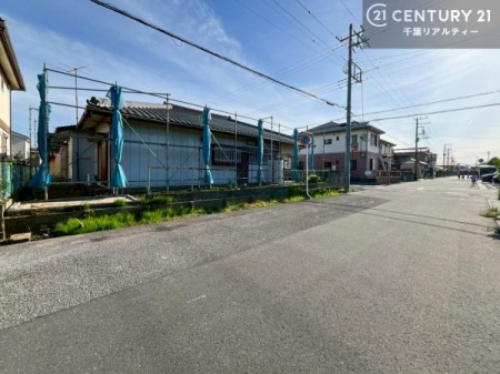 �O�ʓ��H�܂ތ��n�ʐ^ ���ӊ���A���q�l�̂���]�ɍ������������ꏏ�ɂ��ē���v���܂��B�Z��[���A�h�o�C�U�[�ɂ�邲���k������܂��B���Ђ͂��₢���킹�ɑ��Ή����܂��I���҂������܂���I