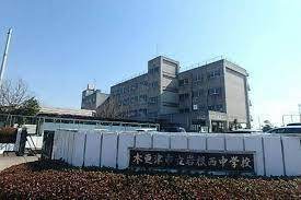 ���ӊ� �y���w�Z�z�؍X�Îs���⍪�����w�Z�F1180m